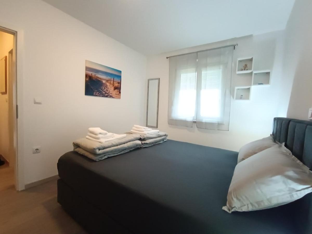 Apartment Luka Pola Esterno foto